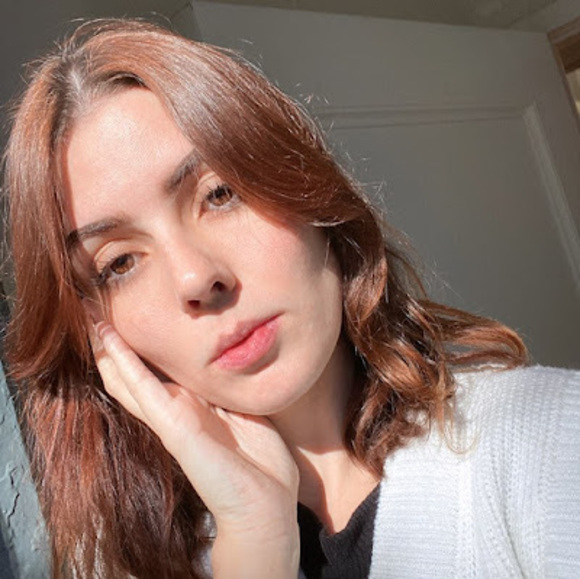 Meet your Posher, Alexandra - Picture 1 of 1